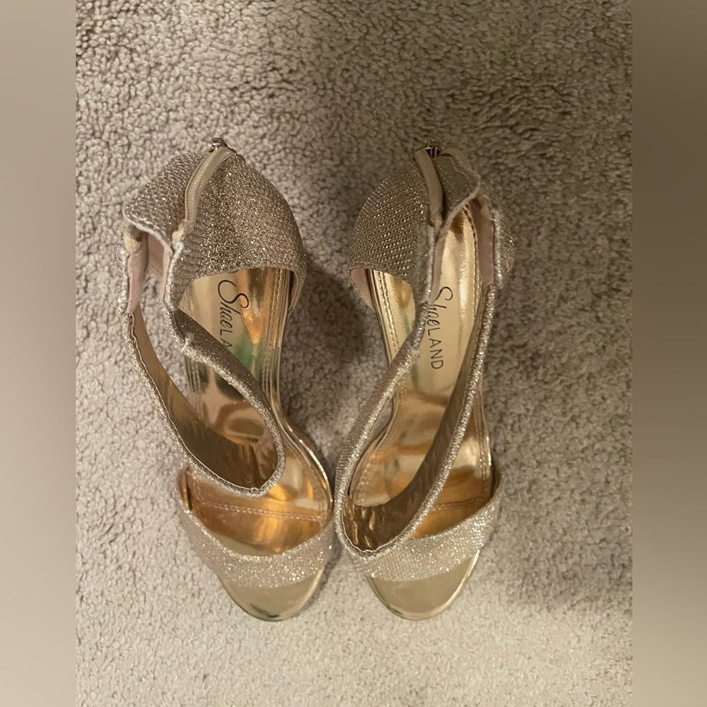 Shoes land heels.